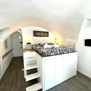 suite Cavour 26 ☆☆☆☆☆ Pieno Centro Appartamento Sanremo