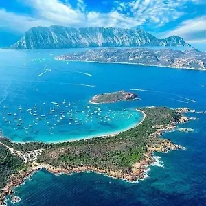 Al Faro , La Cinta ,san Teodoro San Teodoro (Sardinia)